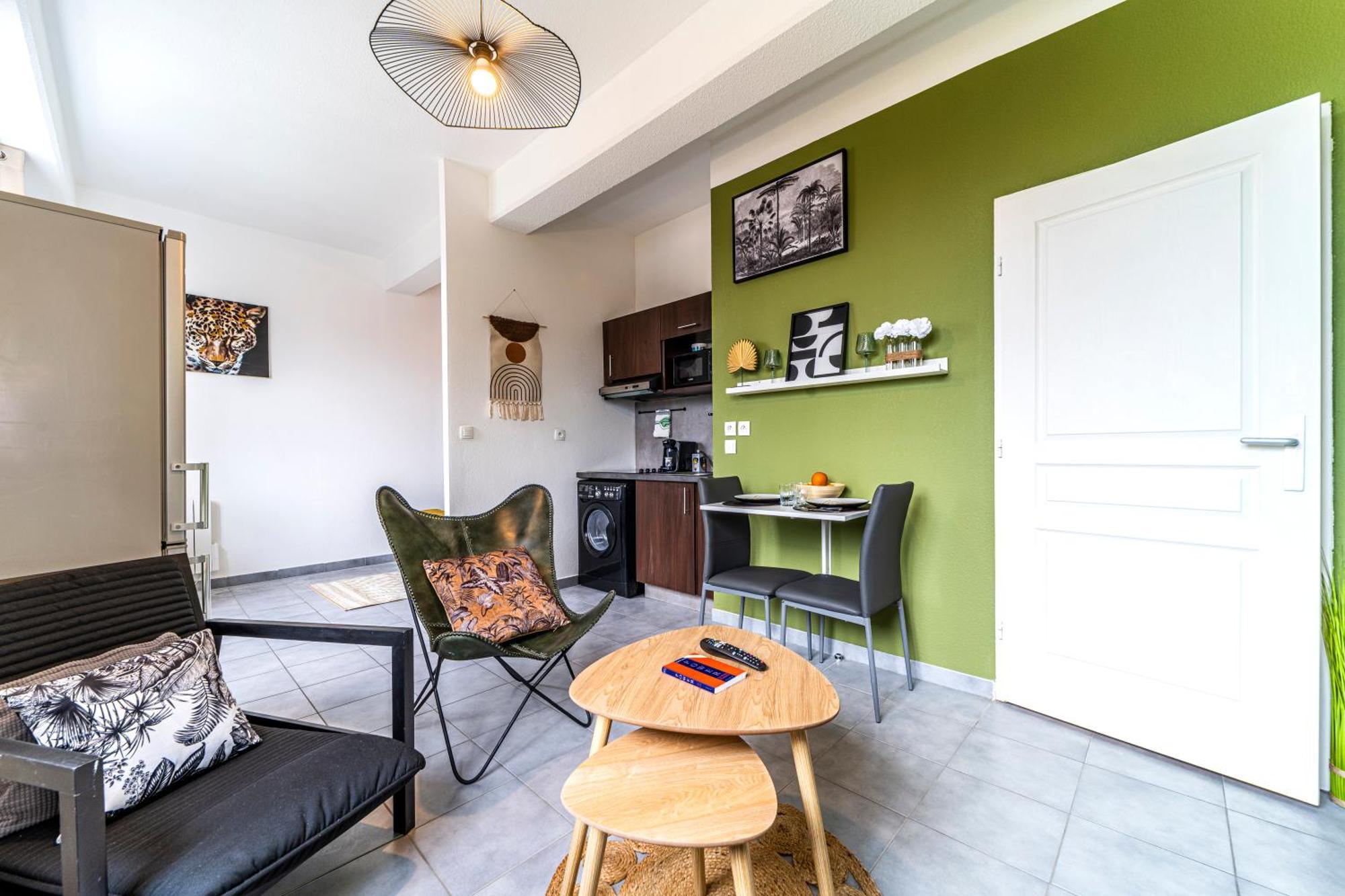 Stay Cosy Lille I Tourcoing - Appartement - Hypercentre - Parking Securise - Wifi - Netflix - Cuisine Eksteriør bilde