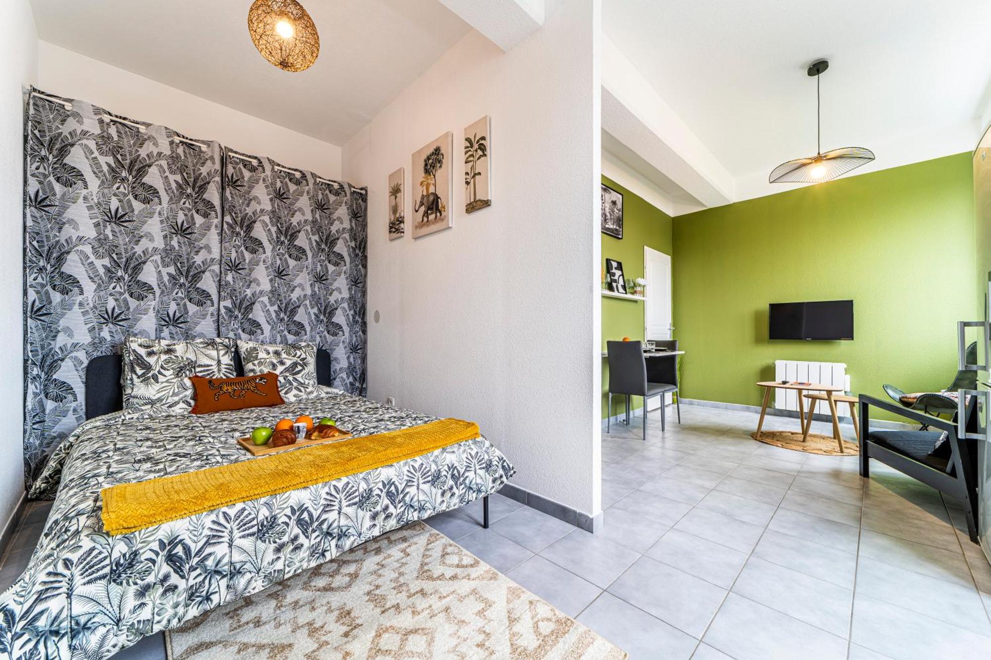 Stay Cosy Lille I Tourcoing - Appartement - Hypercentre - Parking Securise - Wifi - Netflix - Cuisine Eksteriør bilde